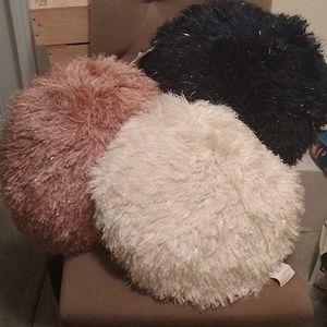 Decorative pillows